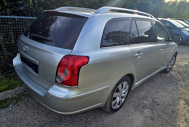 Toyota Avensis cena 11900 przebieg: 299000, rok produkcji 2006 z Żuromin małe 56